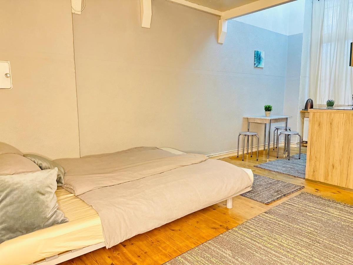 Studio Apartment In Attraktiver Und Zentraler Lage Βερολίνο Εξωτερικό φωτογραφία